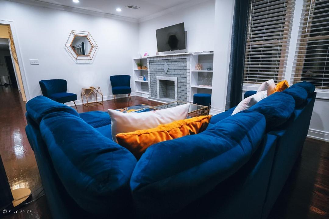 The Blue Golden Luxury Modern 3- Bedroom Apartment In Chicago Kültér fotó